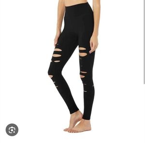ALO Yoga Warrior leggings. Medium